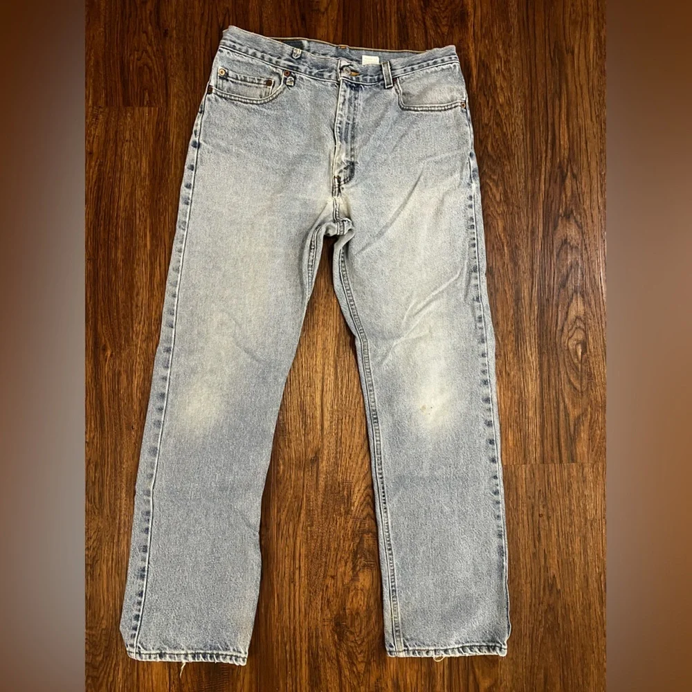 Vintage Men's distressed Blue Jeans 34x31